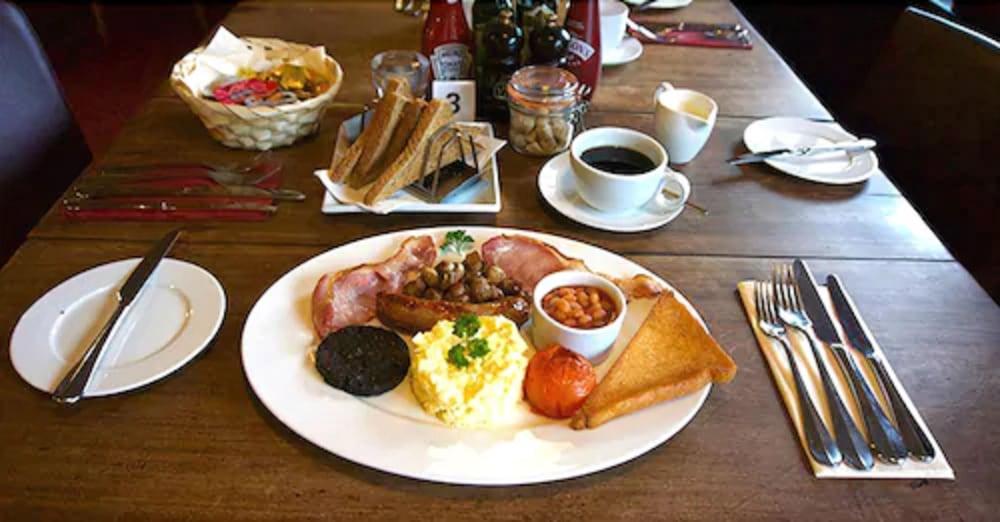 Wayford Bridge Inn Hotel 스탈햄 외부 사진