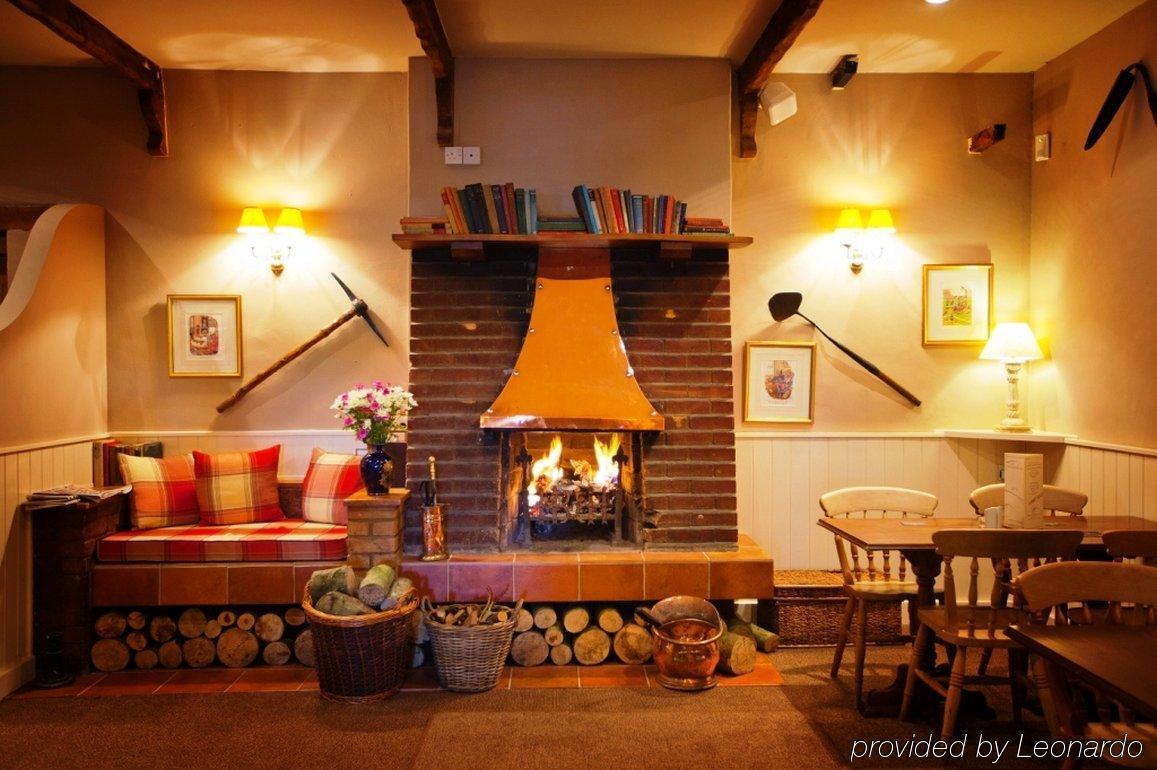 Wayford Bridge Inn Hotel 스탈햄 레스토랑 사진